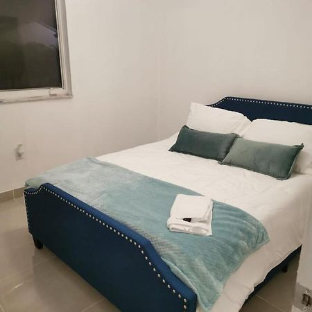 Habitacion Con Bano Compartido Miami Bagian luar foto